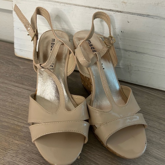 Madden Girl Beige Wedge Sandals - Picture 2 of 5
